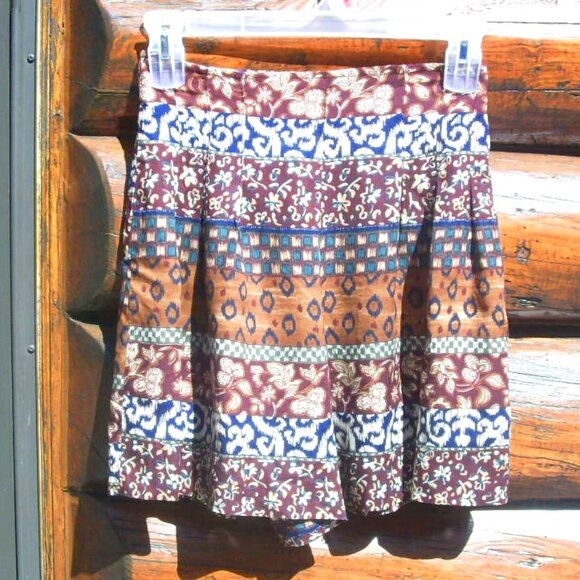 Boho Flowy Dressy Wide Leg Pull on Elastic Back Shorts M/L - Picture 1 of 2